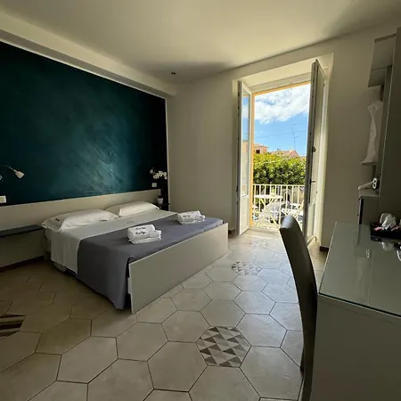 Don Ugo Luxury Tropea