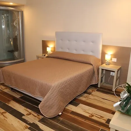 Konukevi Don Ugo Luxury 4*